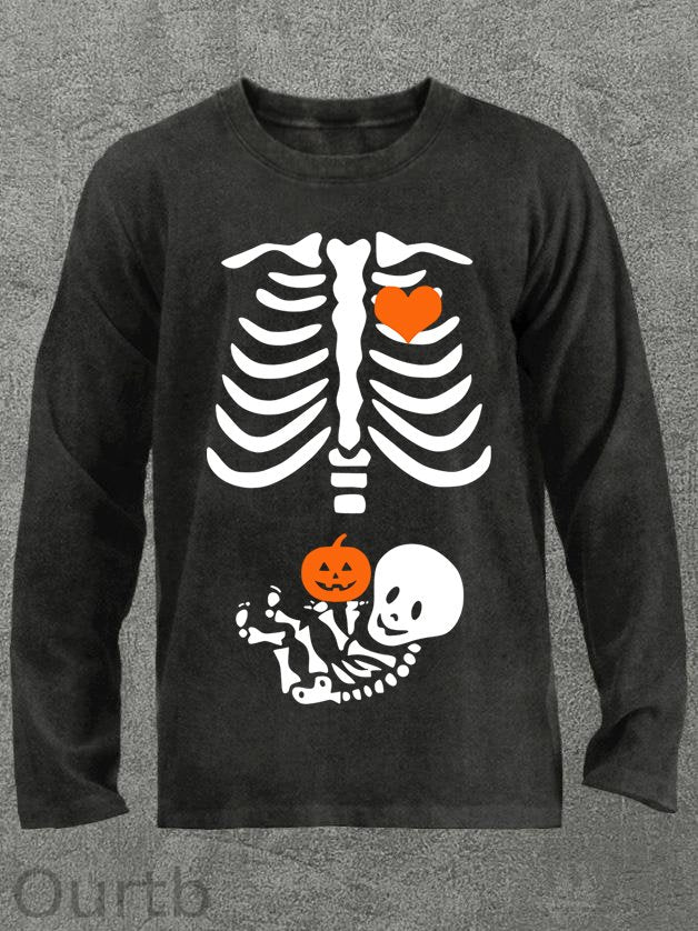 Skeleton Halloween Maternity Pregnancy Announcement Fall Mom Cotton Long Sleeve T-Shirt