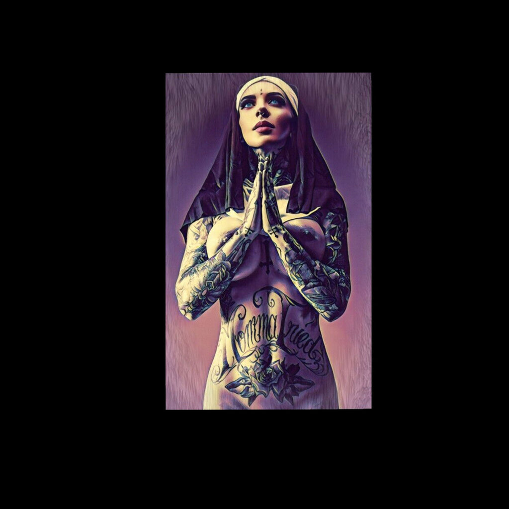 Pious Nun Praying with Tattoo Black Print T-shirt